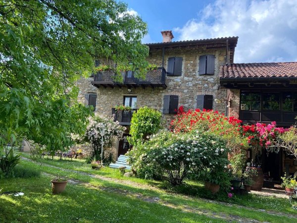 casa indipendente in vendita a Tarcento