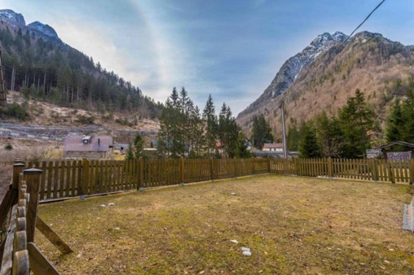 appartamento in vendita a Tarvisio in zona Plezzut