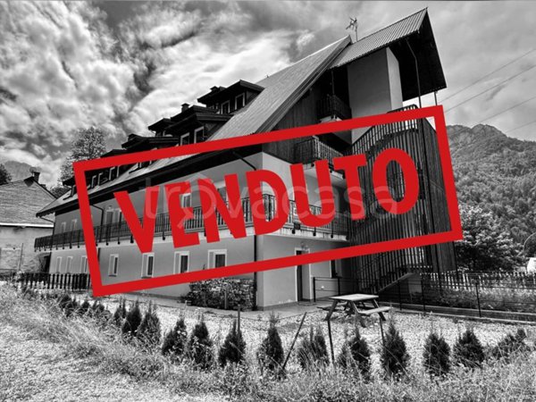 appartamento in vendita a Tarvisio in zona Cave del Predil