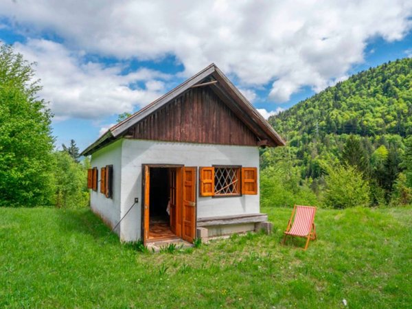 casa indipendente in vendita a Tarvisio in zona Camporosso