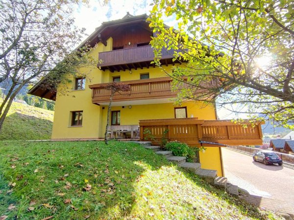 casa indipendente in vendita a Tarvisio in zona Camporosso