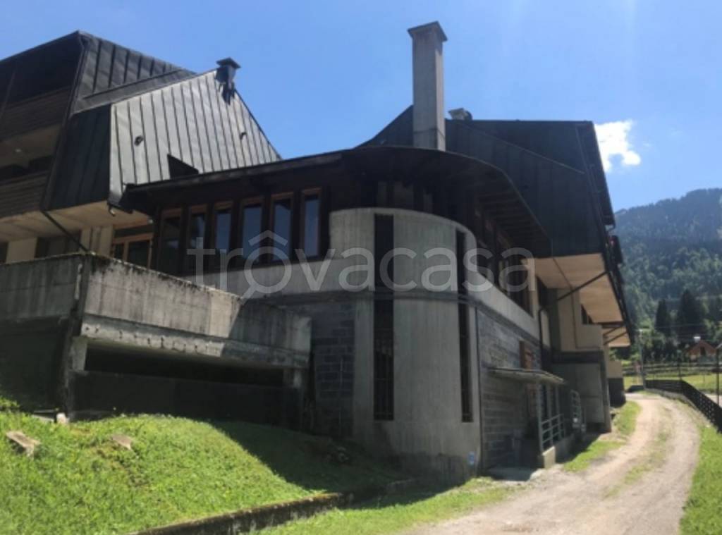 negozio in vendita a Tarvisio