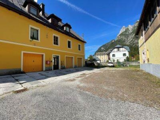 appartamento in vendita a Tarvisio in zona Cave del Predil