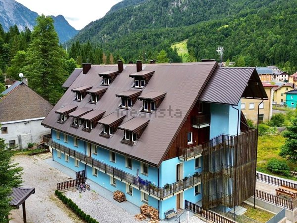 appartamento in vendita a Tarvisio in zona Cave del Predil