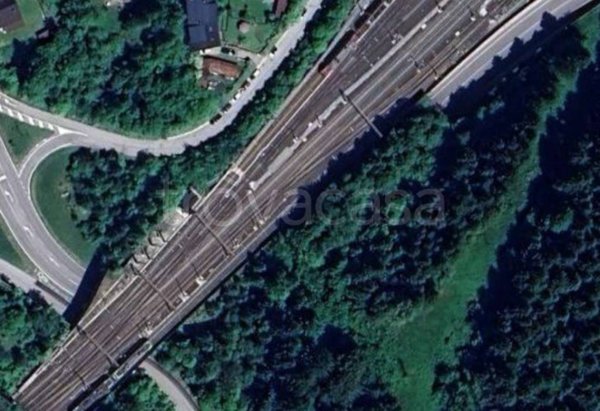 terreno agricolo in vendita a Tarvisio in zona Fusine in Valromana