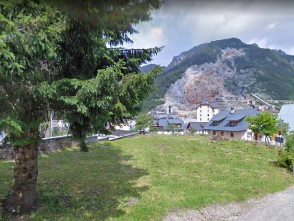 terreno edificabile in vendita a Tarvisio in zona Cave del Predil