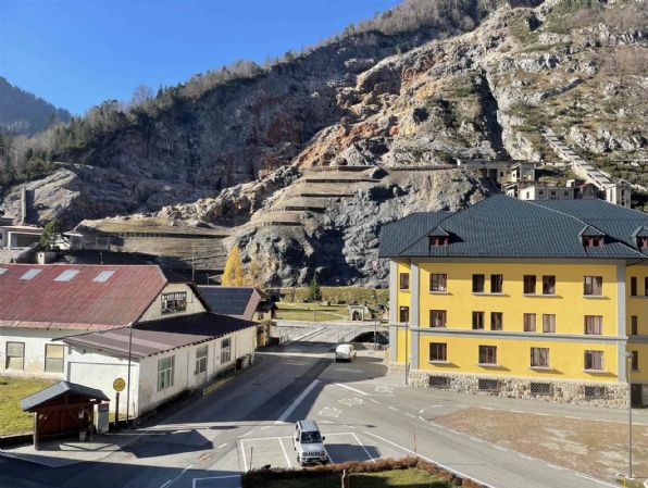 appartamento in vendita a Tarvisio in zona Cave del Predil