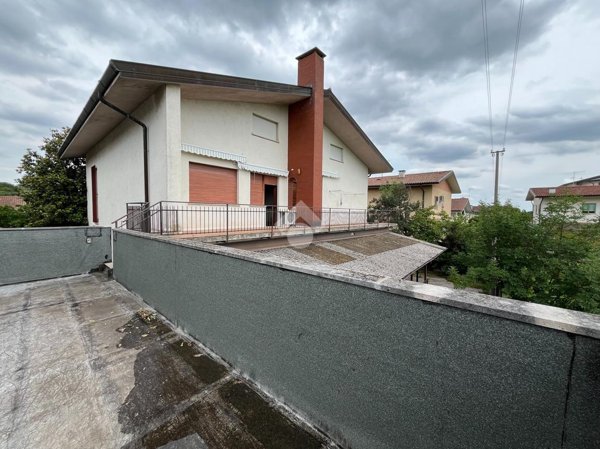 casa indipendente in vendita a Tavagnacco in zona Molin Nuovo