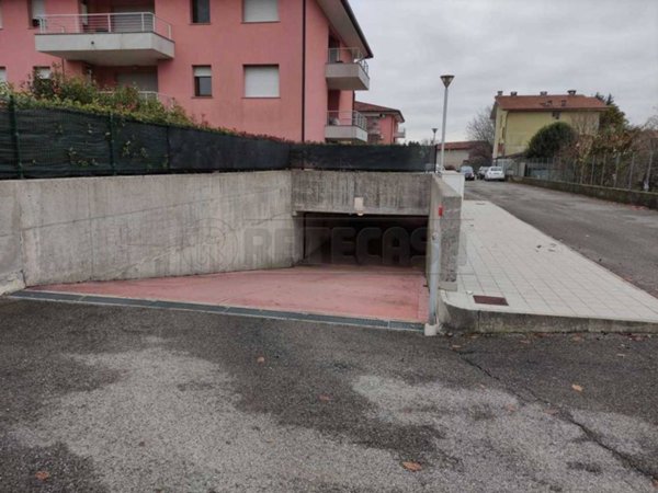 locale di sgombero in vendita a Tavagnacco