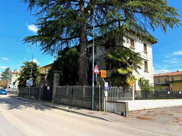 casa indipendente in vendita a Tavagnacco
