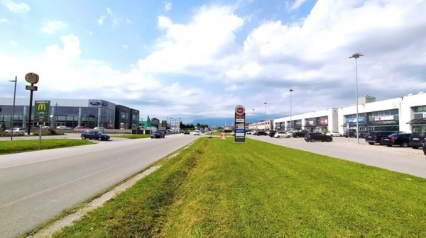 negozio in vendita a Tavagnacco