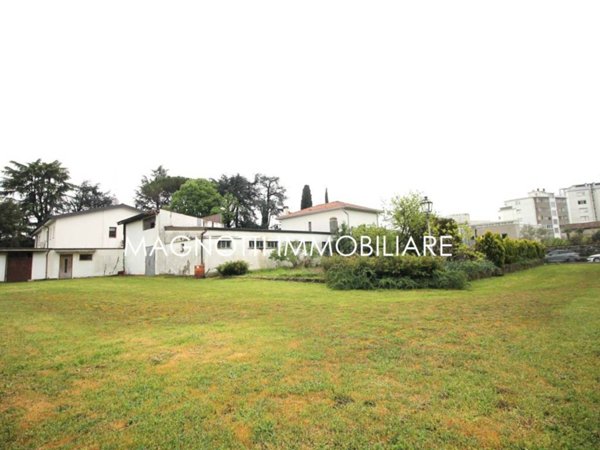 casa indipendente in vendita a Tavagnacco in zona Feletto Umberto