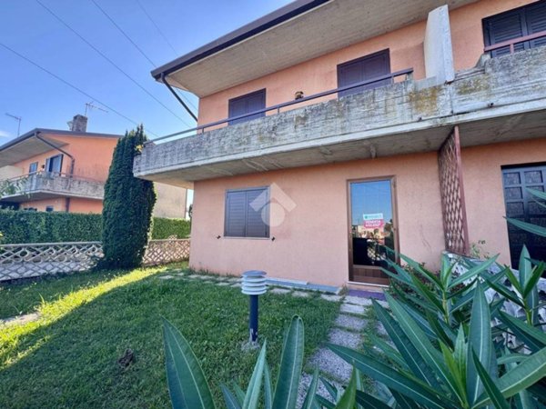 casa indipendente in vendita a Tavagnacco