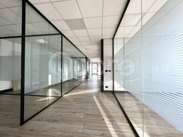 ufficio in vendita a Tavagnacco in zona Feletto Umberto