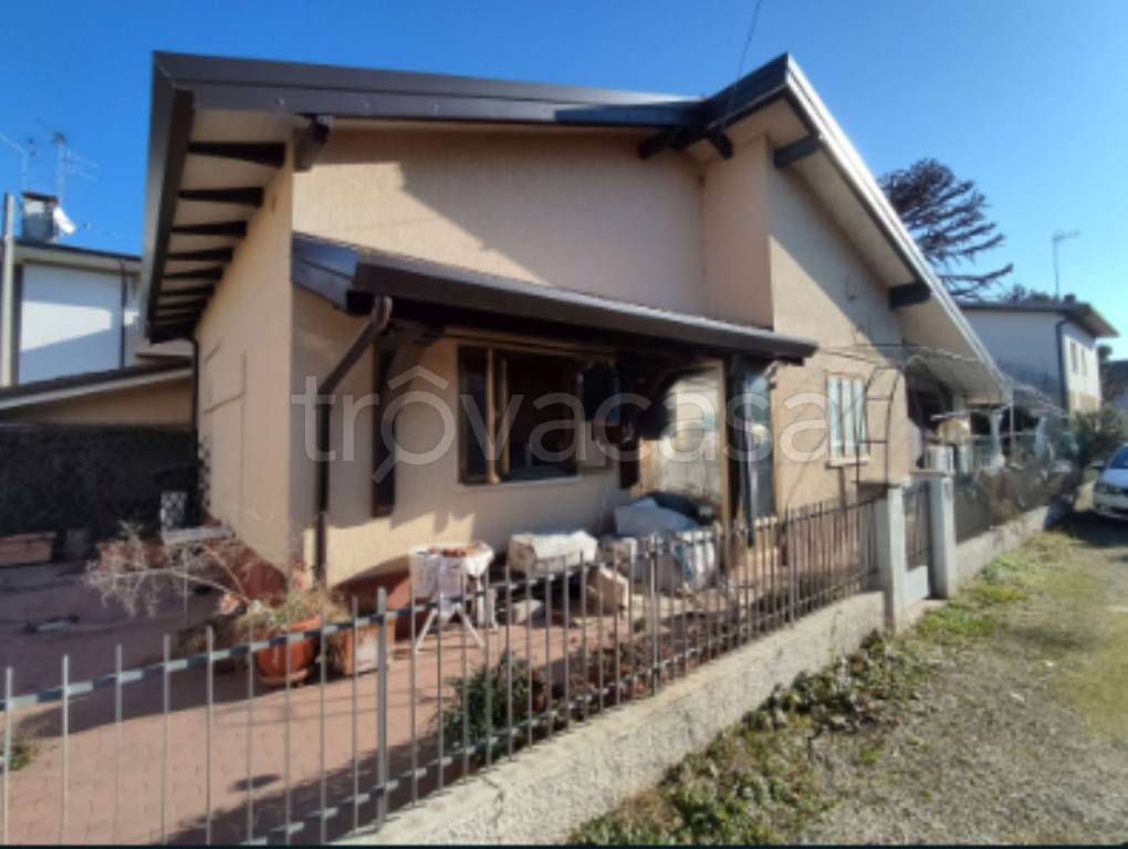appartamento in vendita a Tavagnacco in zona Feletto Umberto