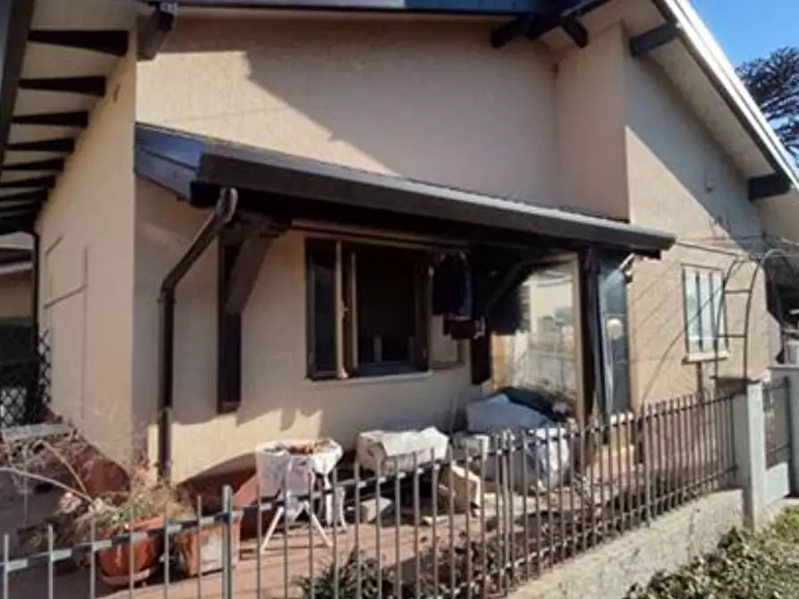 casa indipendente in vendita a Tavagnacco in zona Feletto Umberto