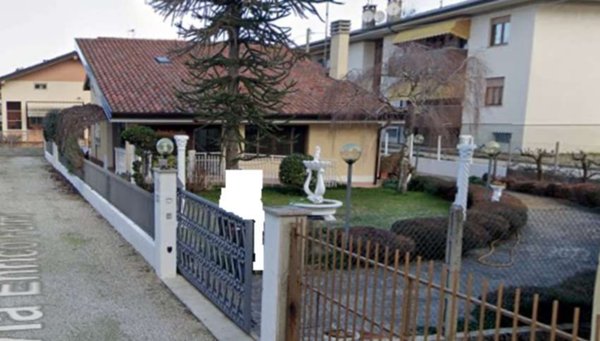 casa indipendente in vendita a Tavagnacco