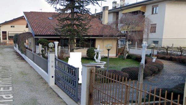 casa indipendente in vendita a Tavagnacco
