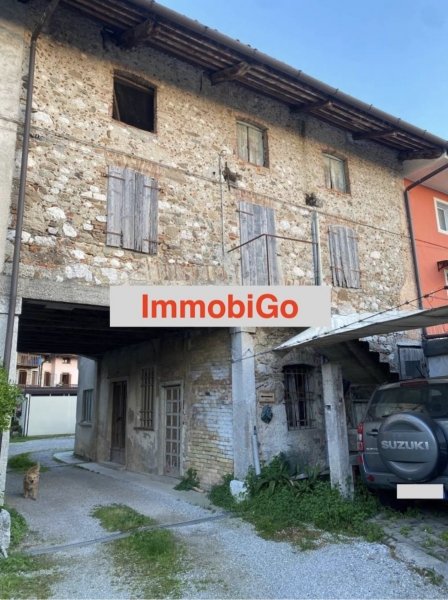 casa indipendente in vendita a Tavagnacco