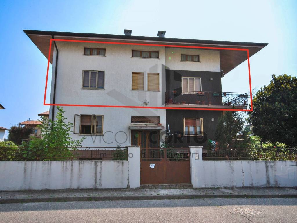 appartamento in vendita a Tavagnacco in zona Colugna