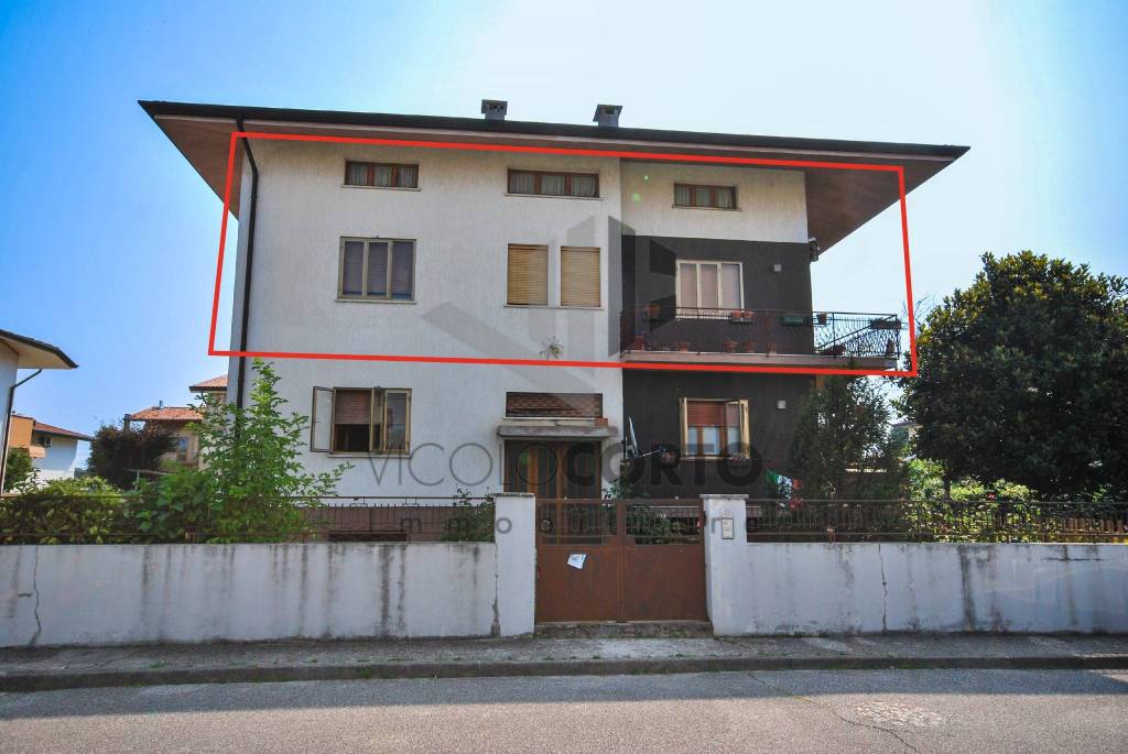 appartamento in vendita a Tavagnacco in zona Colugna