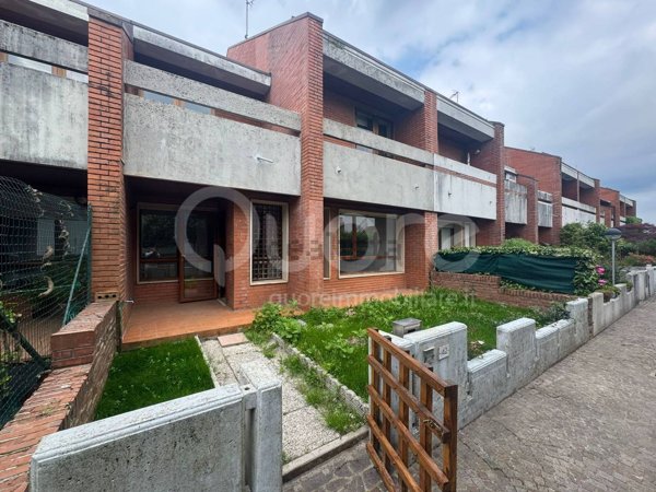 casa indipendente in vendita a Tavagnacco in zona Molin Nuovo