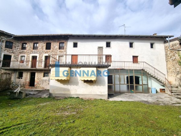 casa indipendente in vendita a Tavagnacco in zona Branco