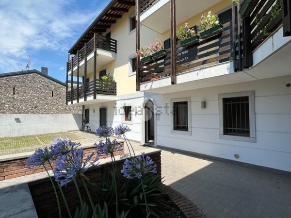 appartamento in vendita a Tavagnacco in zona Feletto Umberto