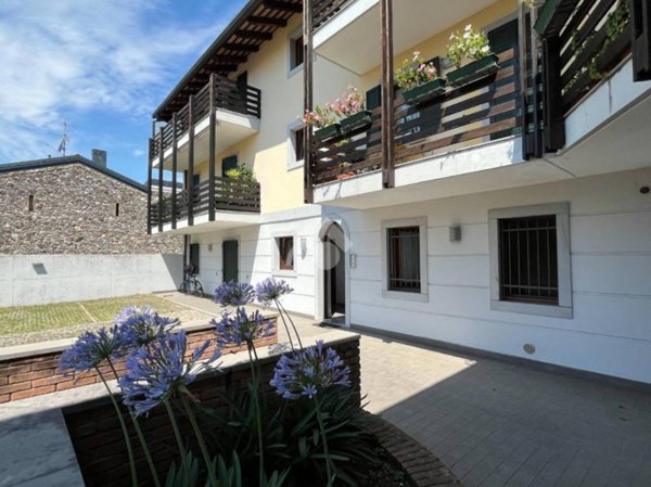 appartamento in vendita a Tavagnacco in zona Feletto Umberto