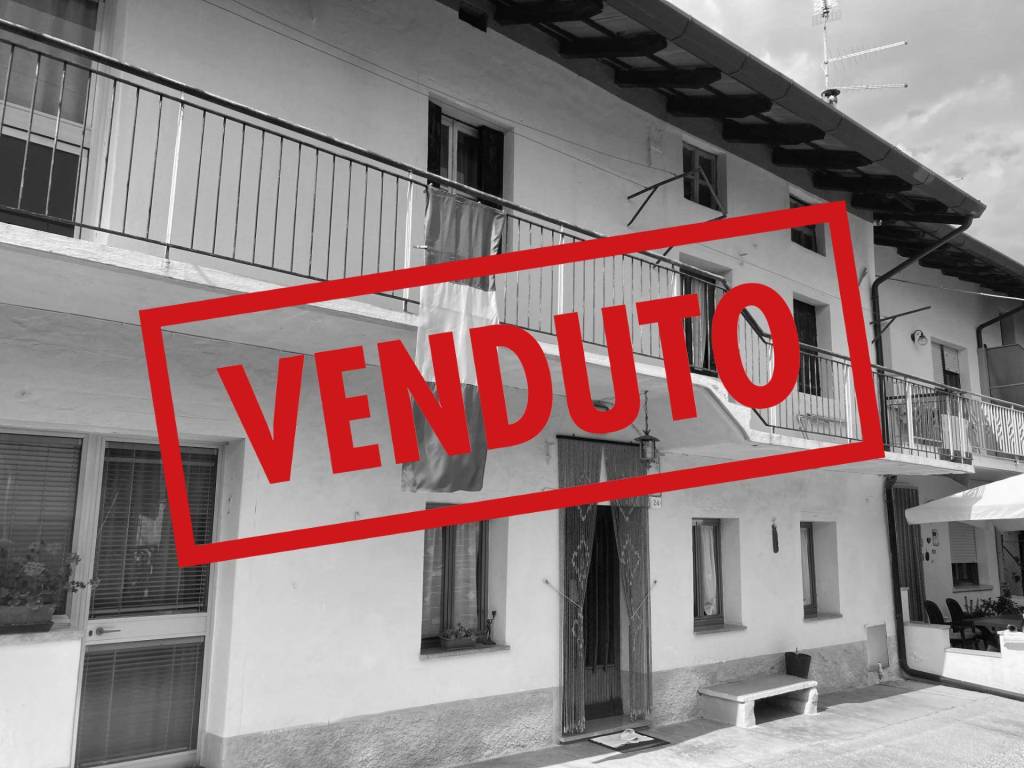 casa indipendente in vendita a Tavagnacco in zona Feletto Umberto