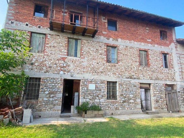 casa indipendente in vendita a Tavagnacco in zona Feletto Umberto