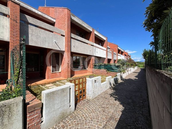 casa indipendente in vendita a Tavagnacco in zona Molin Nuovo