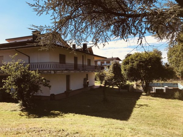 casa indipendente in vendita a Tavagnacco in zona Feletto Umberto