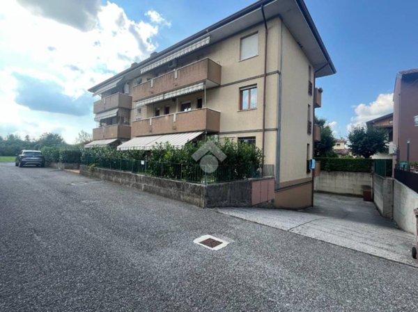 appartamento in vendita a Tavagnacco in zona Feletto Umberto