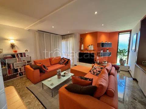 casa indipendente in vendita a Tavagnacco in zona Colugna