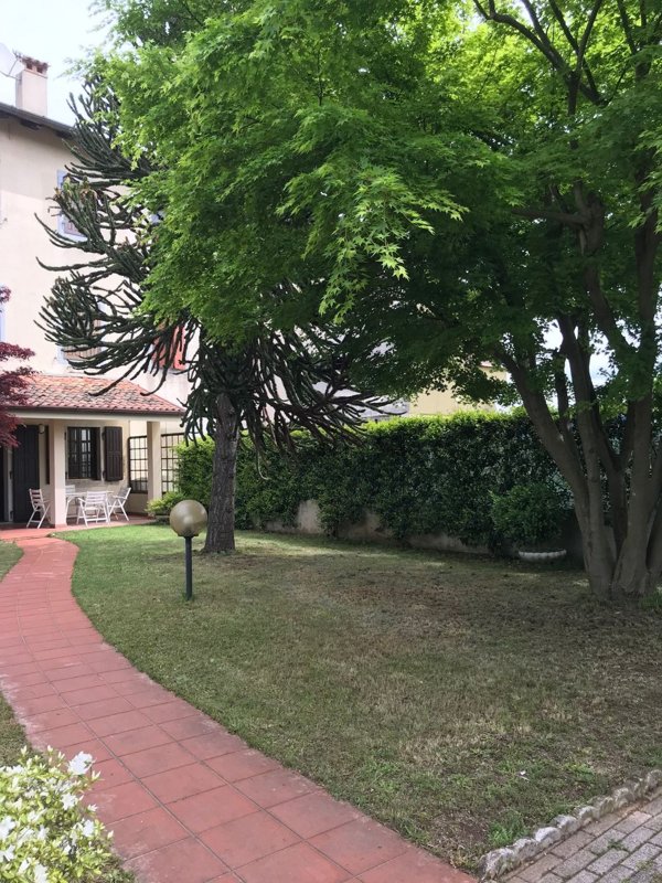 casa indipendente in vendita a Tavagnacco