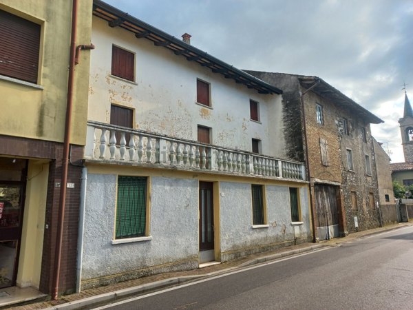 casa indipendente in vendita a Tavagnacco in zona Branco