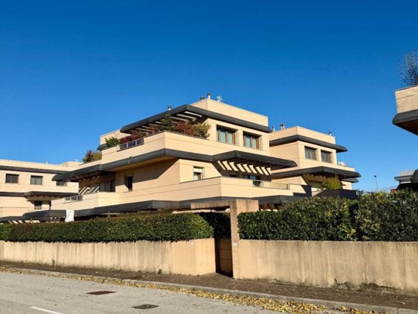 appartamento in vendita a Tavagnacco in zona Feletto Umberto