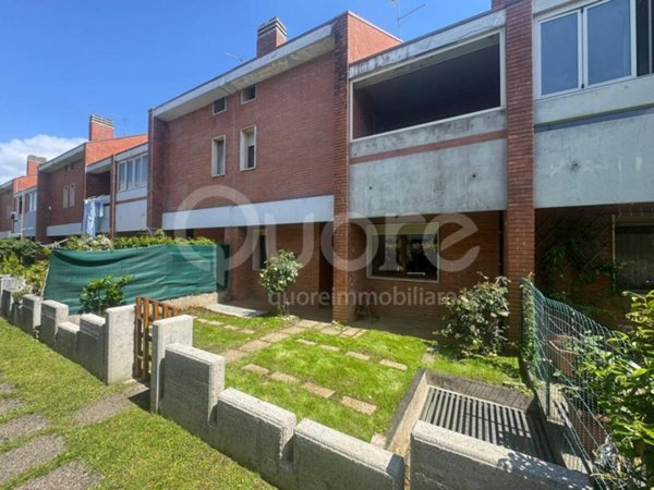 casa indipendente in vendita a Tavagnacco in zona Molin Nuovo