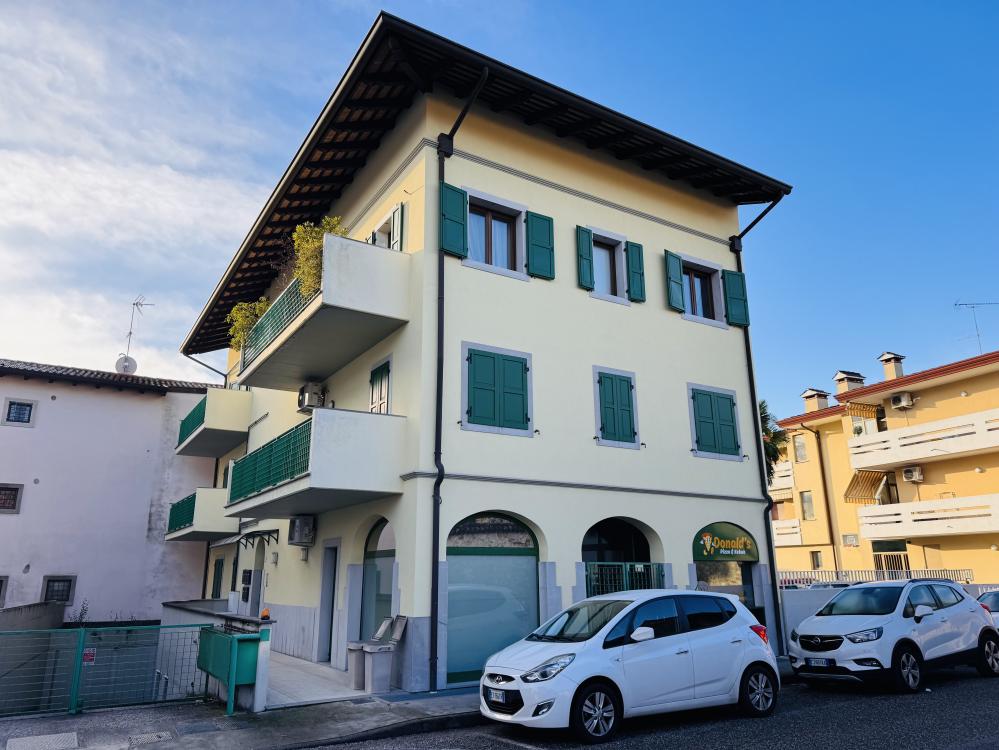 appartamento in vendita a Tavagnacco in zona Feletto Umberto