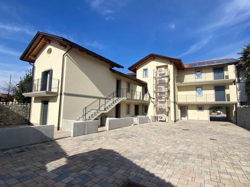 appartamento in vendita a Tavagnacco in zona Colugna