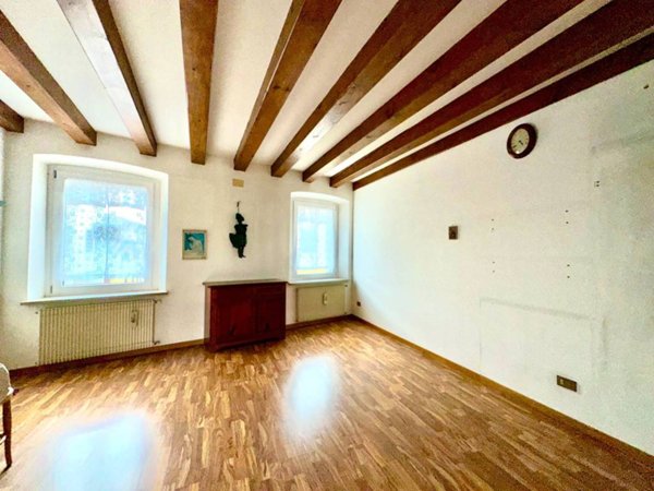 casa indipendente in vendita a Tavagnacco in zona Feletto Umberto