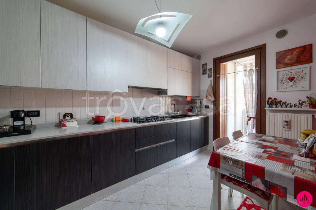 appartamento in vendita a Tavagnacco in zona Feletto Umberto