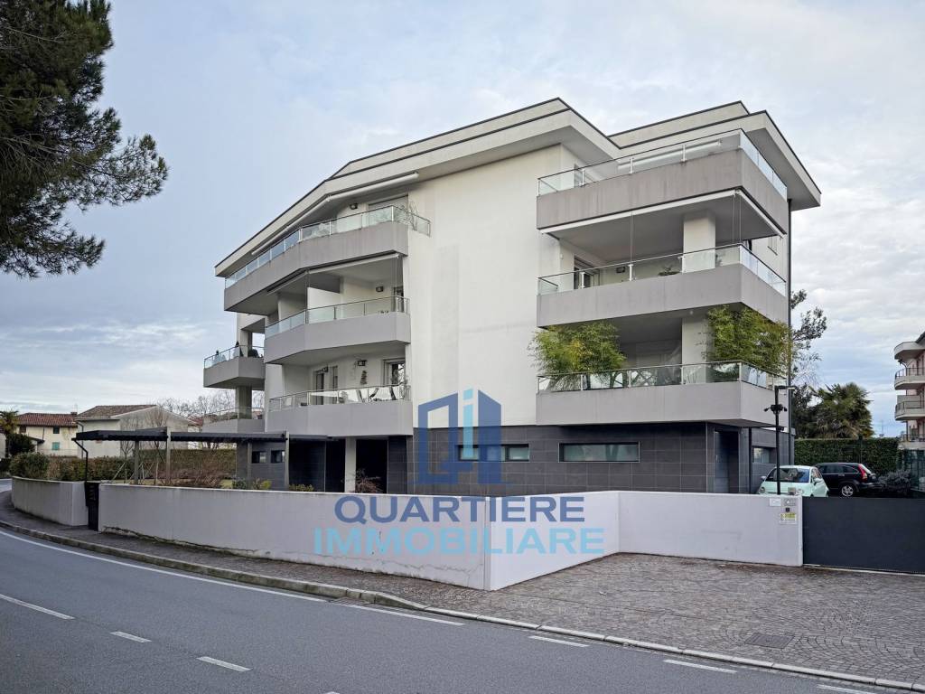 appartamento in vendita a Tavagnacco in zona Colugna