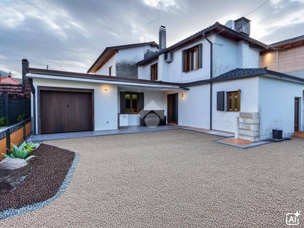 casa indipendente in vendita a Tavagnacco in zona Feletto Umberto