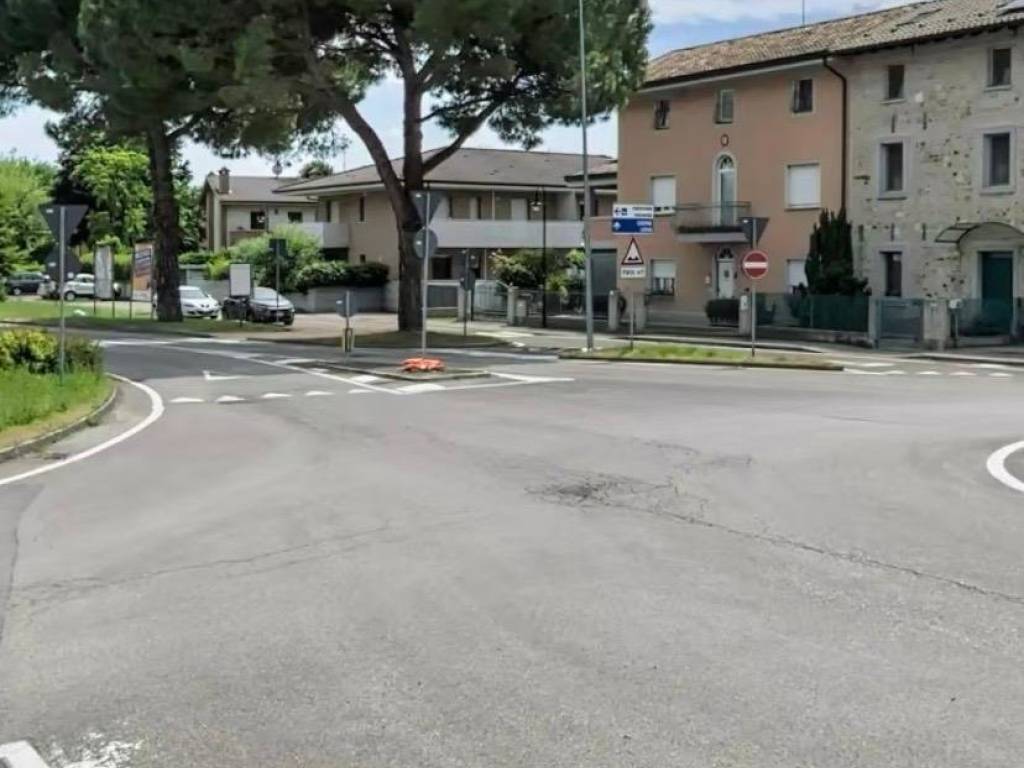 appartamento in vendita a Tavagnacco in zona Feletto Umberto