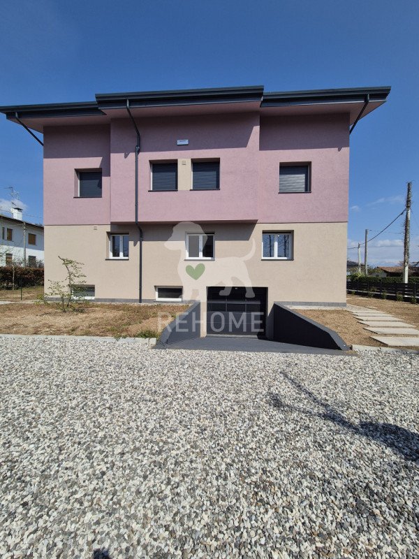 appartamento in vendita a Tavagnacco in zona Colugna