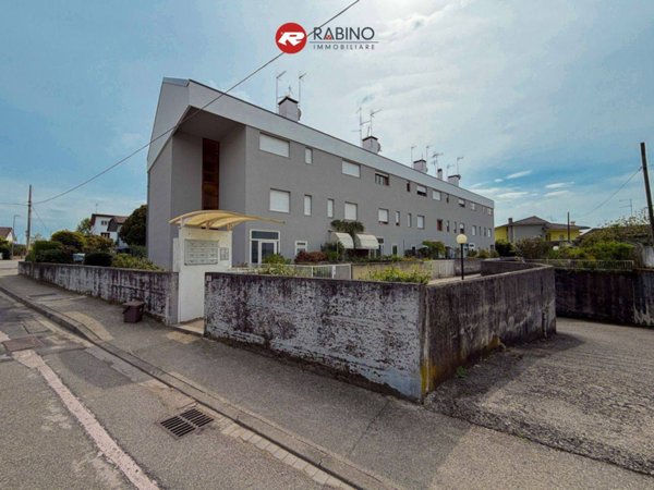 appartamento in vendita a Tavagnacco in zona Colugna