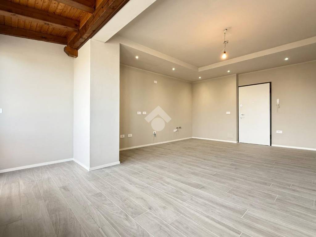 appartamento in vendita a Tavagnacco in zona Feletto Umberto