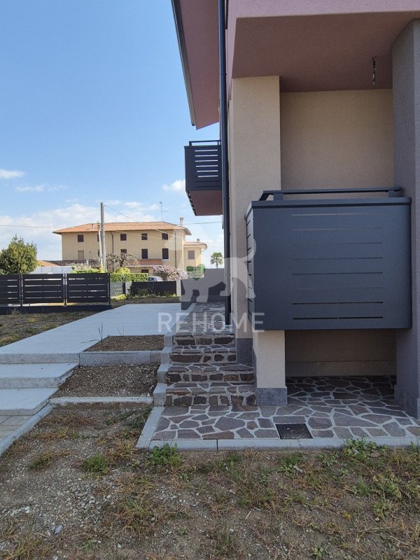 appartamento in vendita a Tavagnacco in zona Colugna